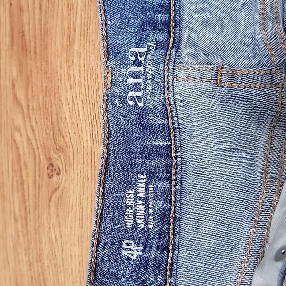ANA High Rise Skinny Ankle Distressed Jeans Size 4P - Picture 6 of 10